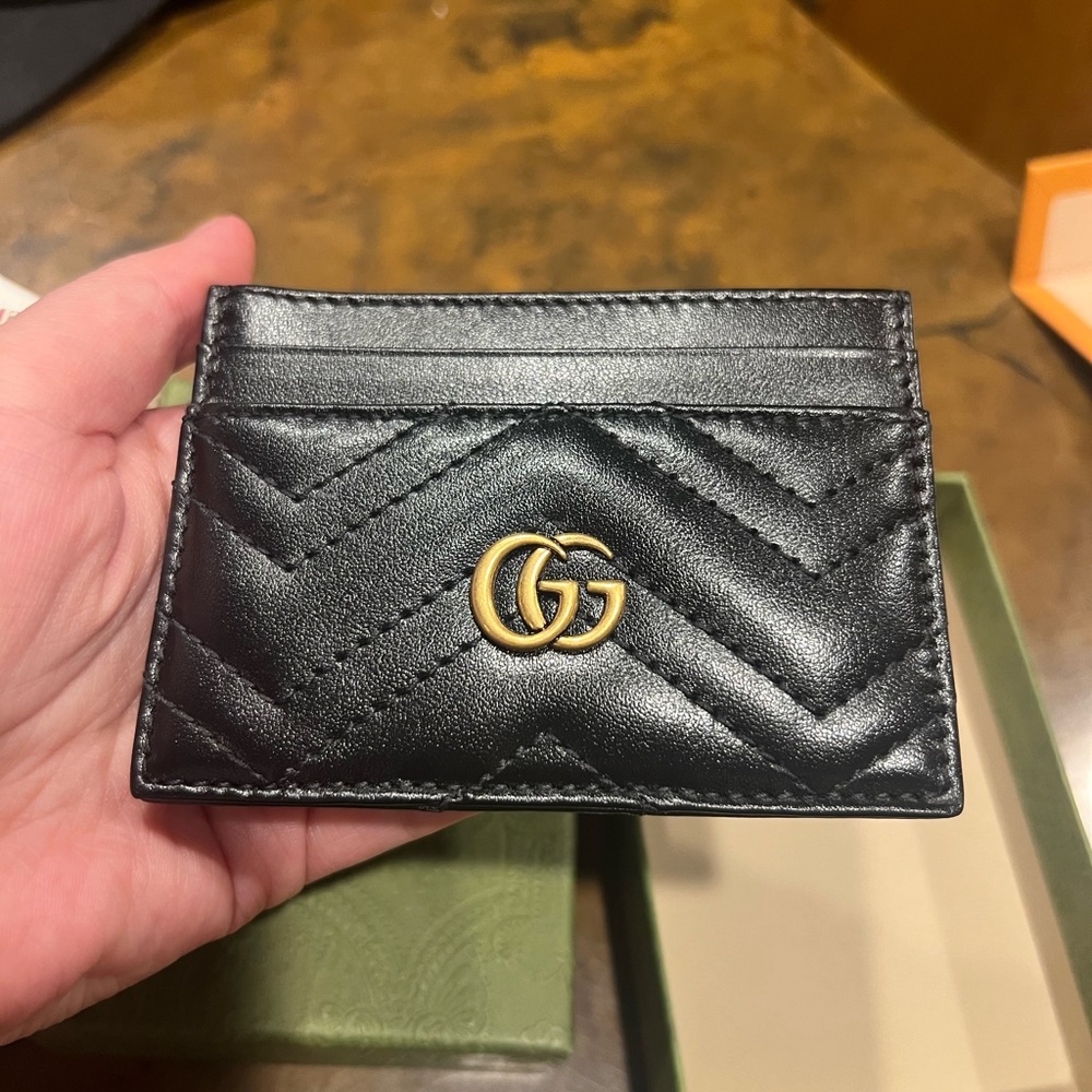 ⭐️Brand New⭐️ Gucci Marmont CardHolder!!